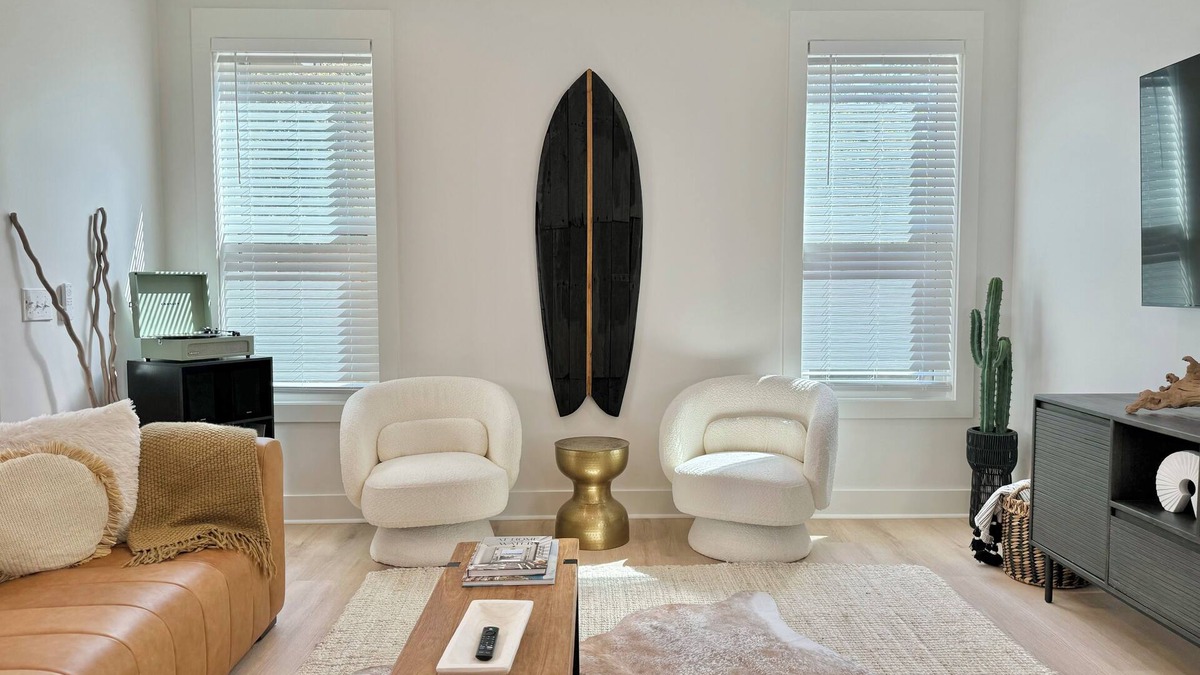 Forest Hills House | Coastal Modern Home~New~Central to Wrightsville Beach, UNCW+Historic Riverfront