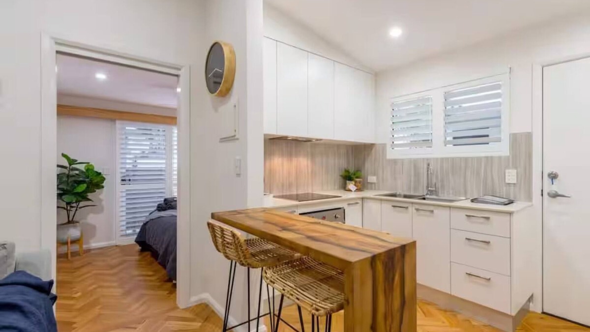 Towradgi Apartment | Coastal Nest Unit 2 Towradgi NEW