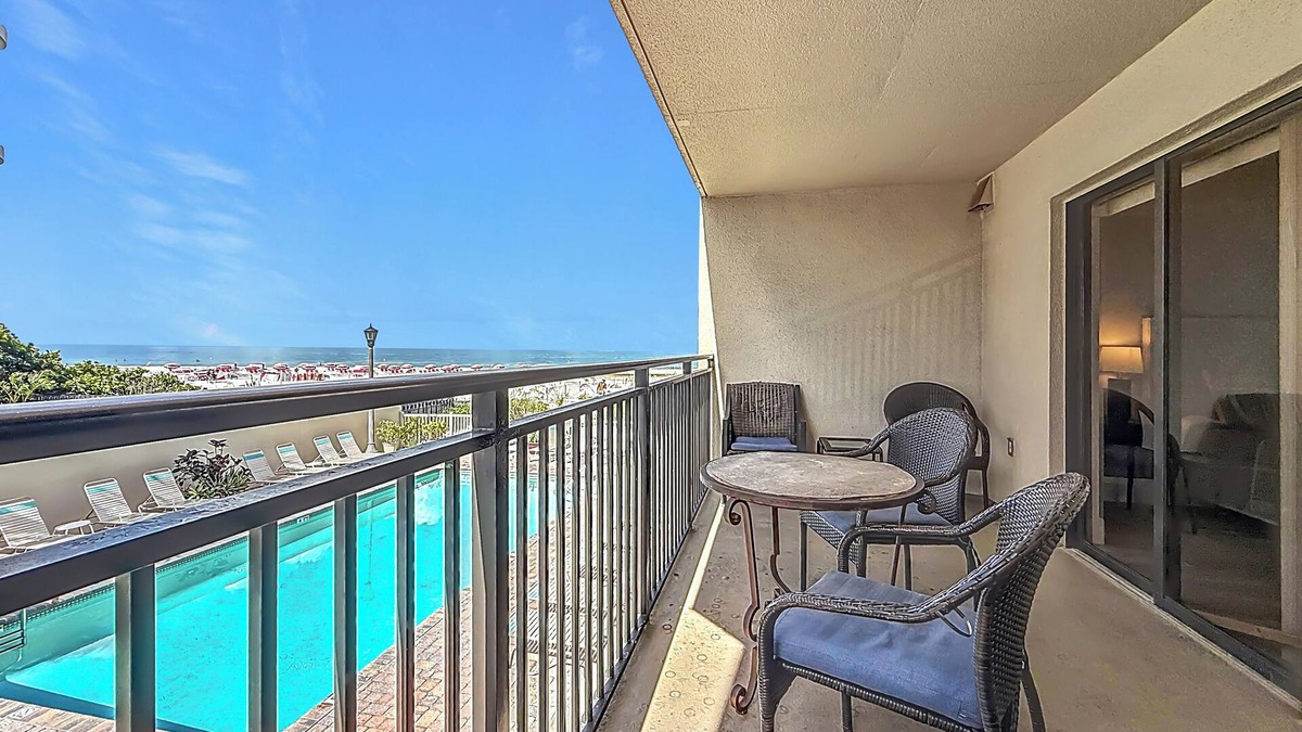 Belle Vista Condo | Coastal Oasis | Beachfront & Prime Spot