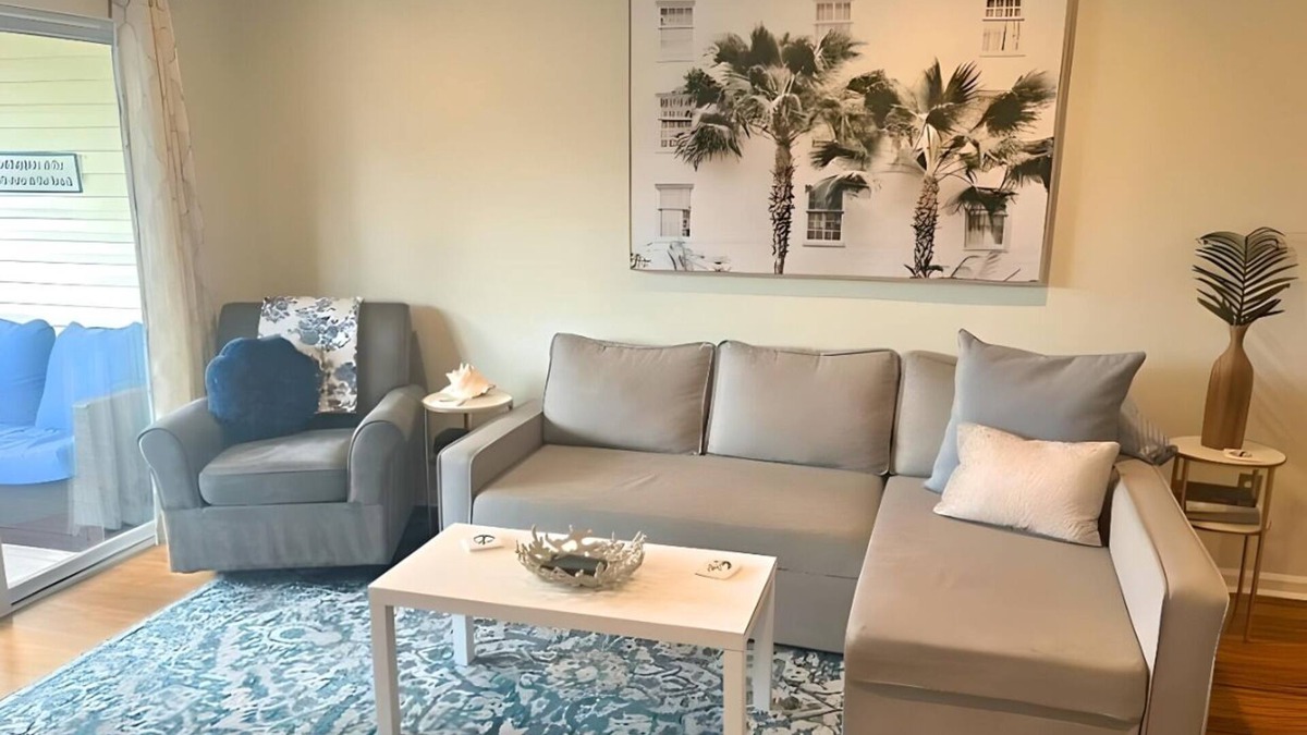 Rehoboth Beach Condo | Coastal Oasis - Cozy 2BR Condo in Rehoboth Beach