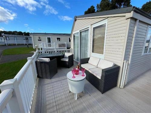 Cayton Bay House | Coastal Retreat at Cayton Bay