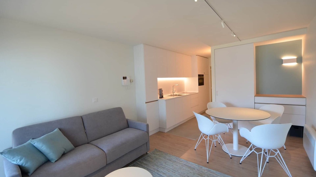 Oostduinkerke-Bad Apartment | Coastal Retreat with Terrace