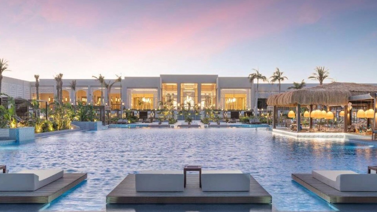 Soma Bay Hotel | Coastal Soma Bay Stay | 300m Beach, Pools, Spa, Tennis, & Dining for All Ages