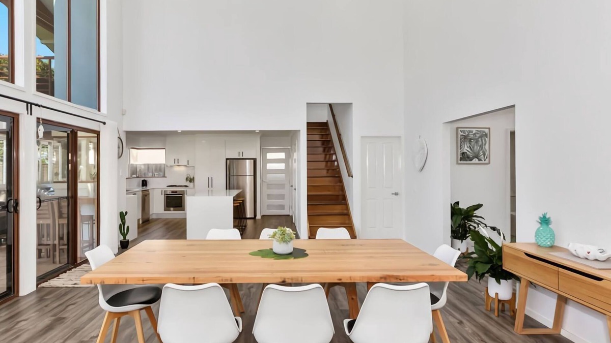 Casuarina House | Coastal Soul - Pet Friendly, Family Entertainer with Pool