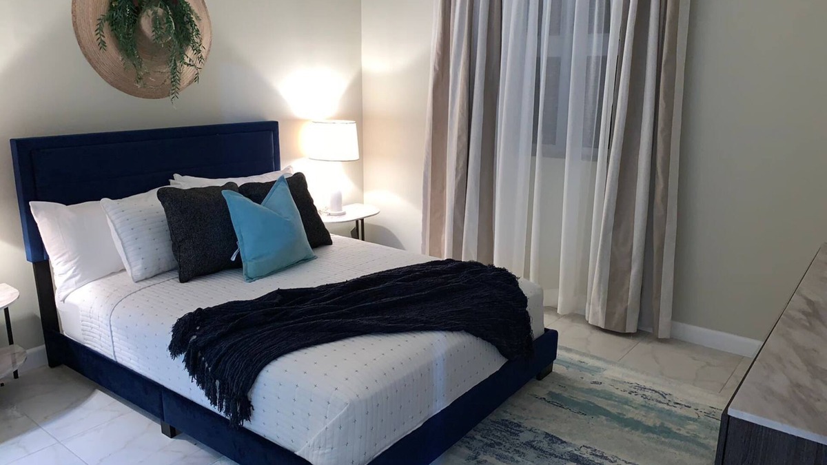 Beverly Hills Apartment | Coastal Vibe High-Rise Luxury 2BR - 24HR Security