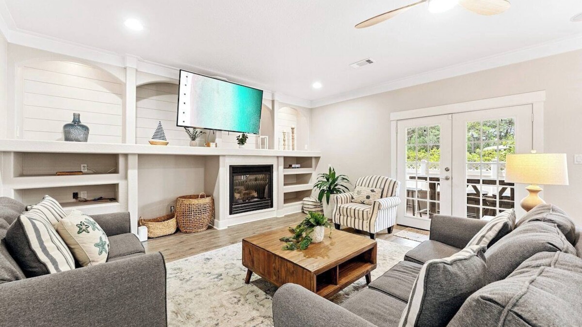 Emerald Waters Village House | Coastal91-Free Golf Cart-Gated Beach Access-2Pools