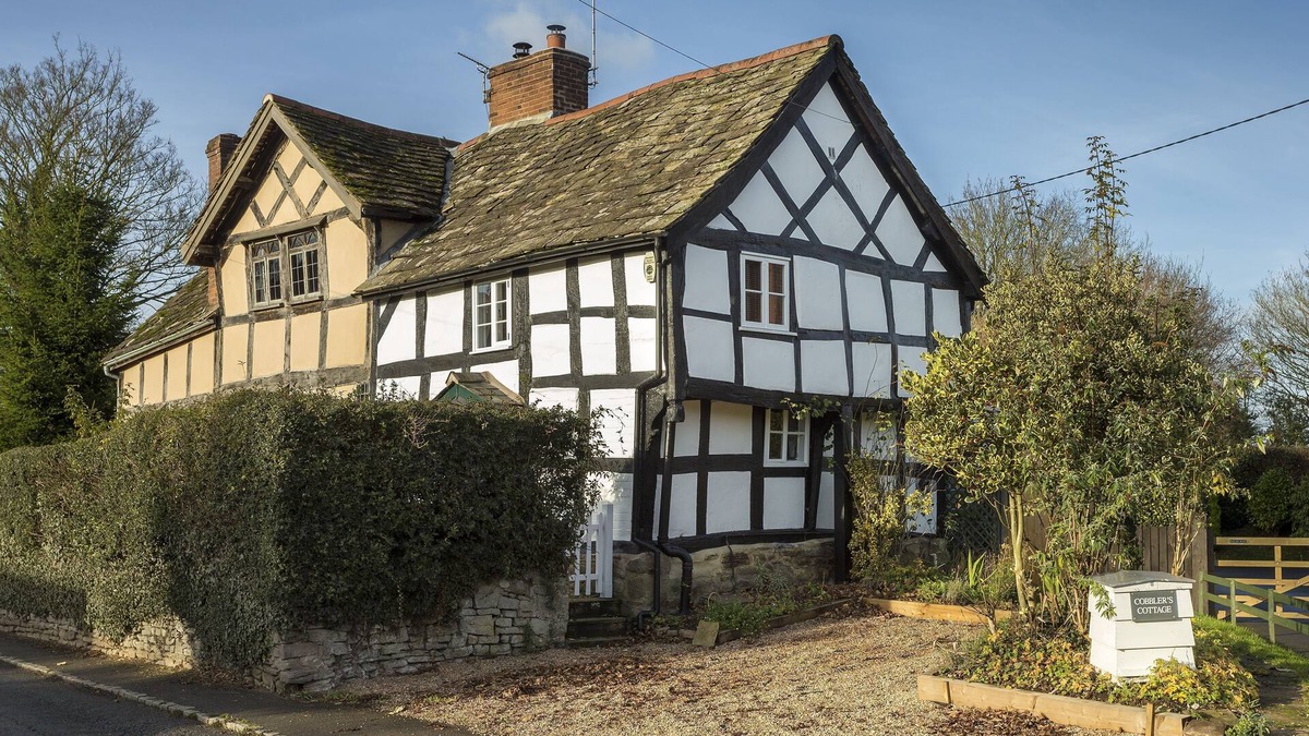 Pembridge Cottage | Cobbler's Cottage (2) - a beautiful cottage sleeping 2 guests