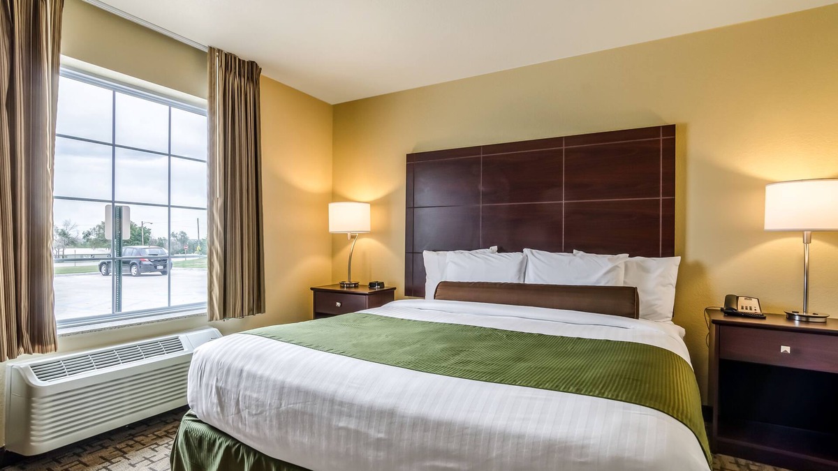 Oberlin Hotel | Cobblestone Inn & Suites - Oberlin