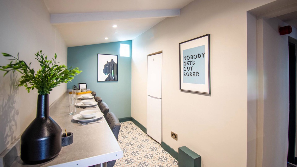 Leeds House | Cobden House, 5 Bed, 5 En-suite