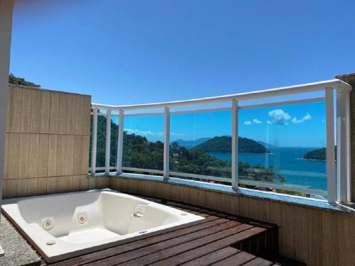 Conceicao de Jacarei Apartment | Cobertura Porto Real Suítes Mangaratiba - Vista Mar