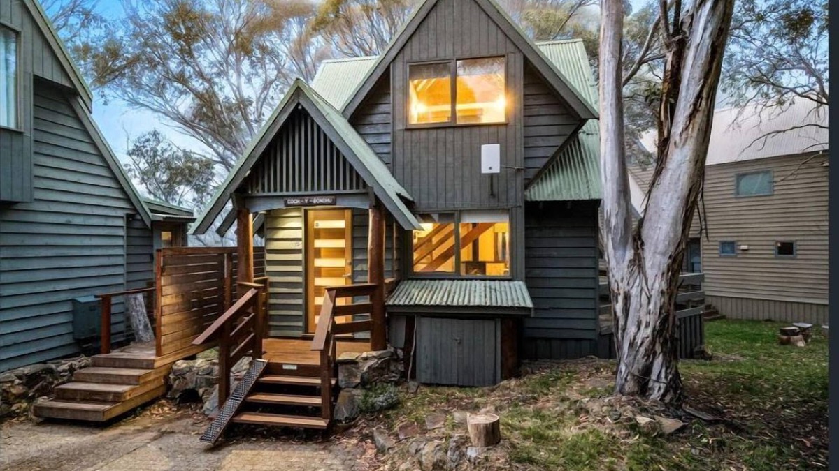 Dinner Plain Cabin | Coch'Y'Bondhu-High Country Cabin
