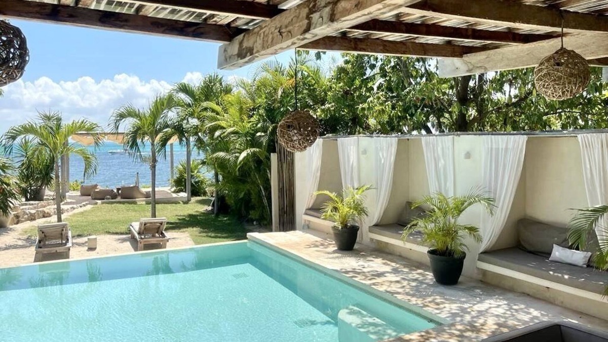 Isla Mujeres Villa | Coco 14BR Oceanfront Villa Compound
