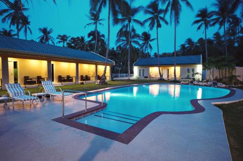 Looc Apartment | Coco Cabana Apartelle
