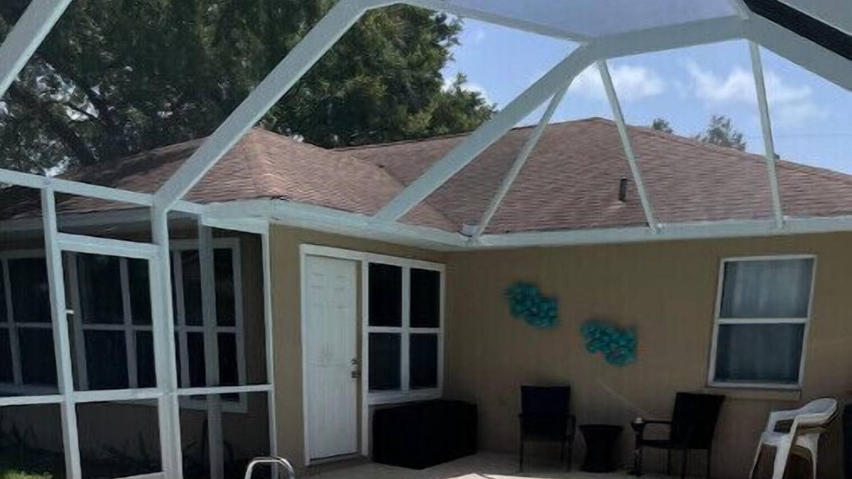 Sharpes House | Cocoa Pool Home