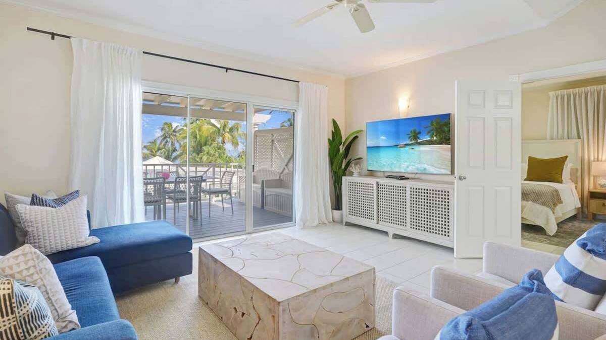 Northwest Point Condo | Coconut Bay Villas #116 - Ocean View 2 BR & Pool