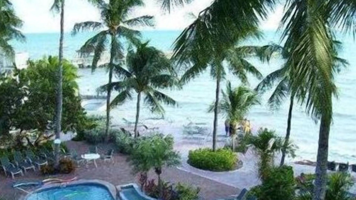 Old Town Resort | Coconut Beach | Beach | Concierge | Pool | Gym