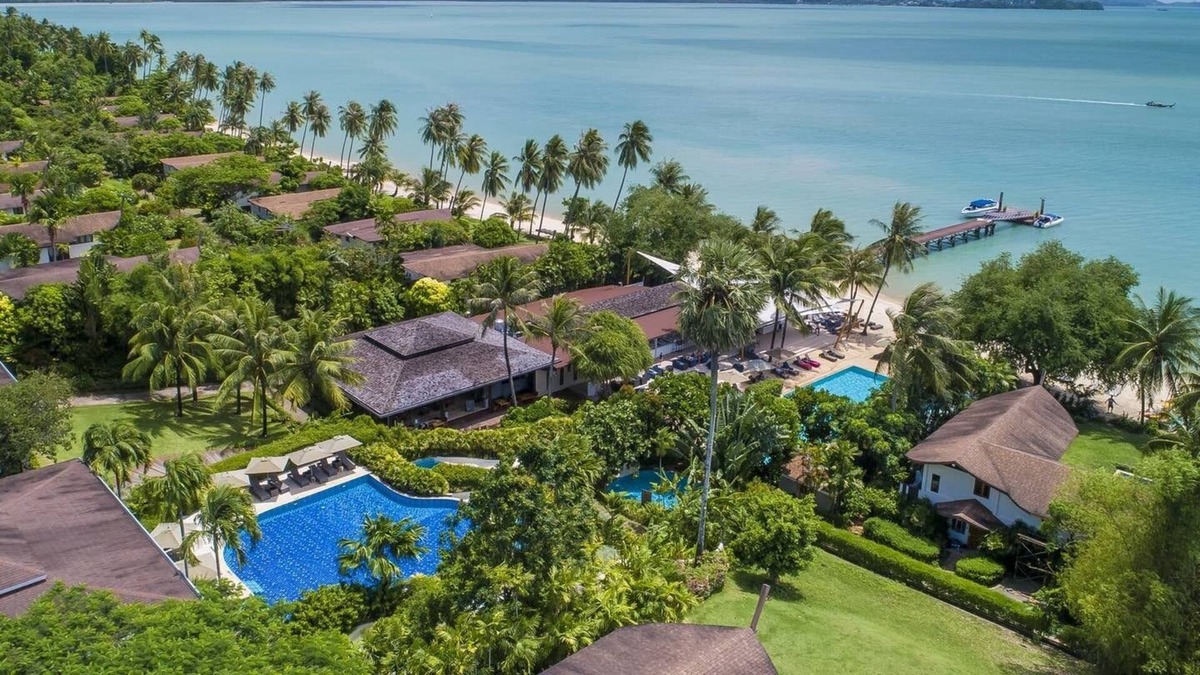 Maprao Island Villa | Coconut Island Tropical Jacuzzi Suite