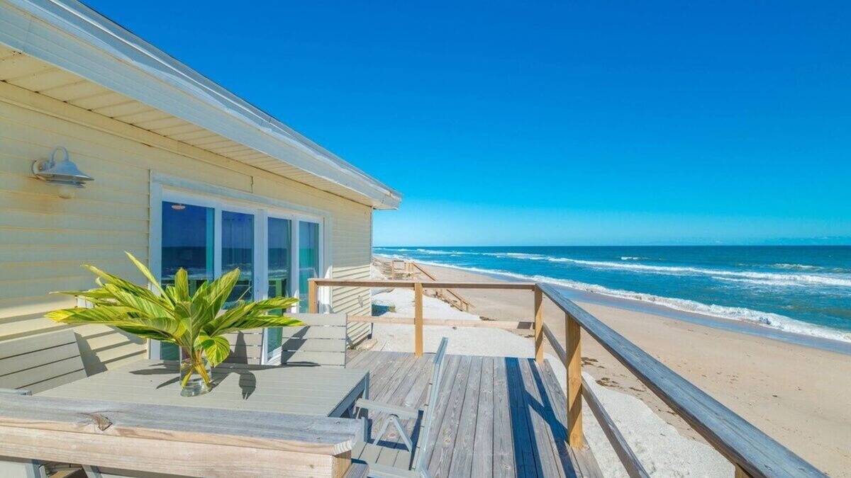 Melbourne Beach Cottage | Coconut - Oceanfront Beach Cottage
