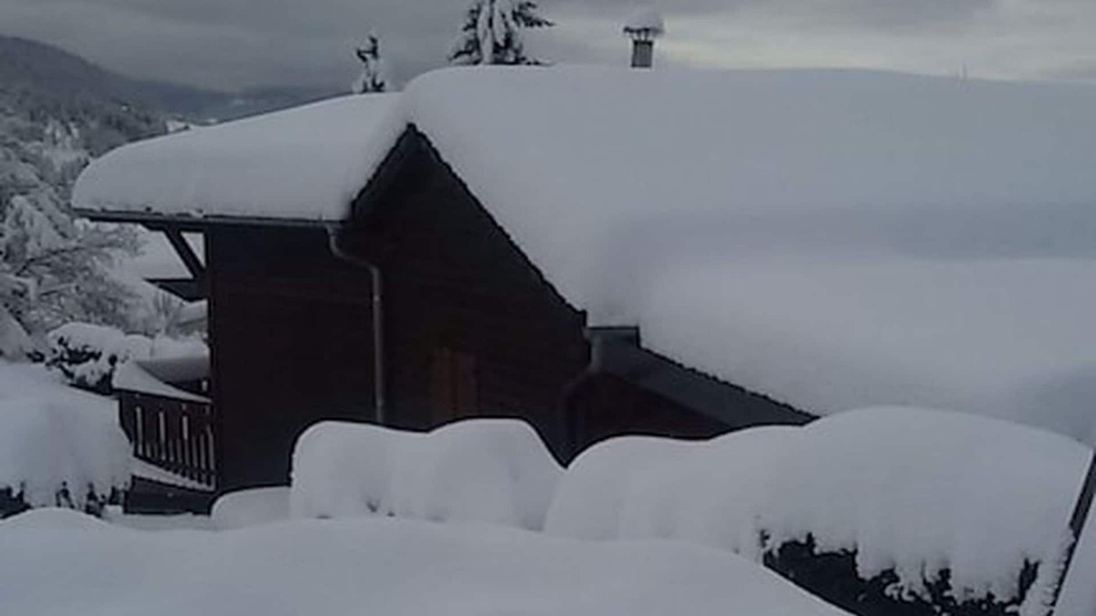 Bellefontaine Ski Chalet | Cocoon chalet 10 minutes from its resort / lakes / natural sites / wifi included