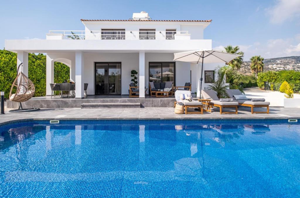 Peyia Town Villa | Cocoon Ocean Villa Luxury Escape