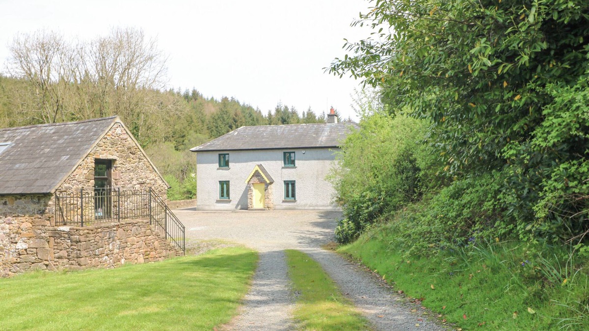 Ballymacarbry House | COFFEY’S, family friendly in Ballymacarbry, County Waterford
