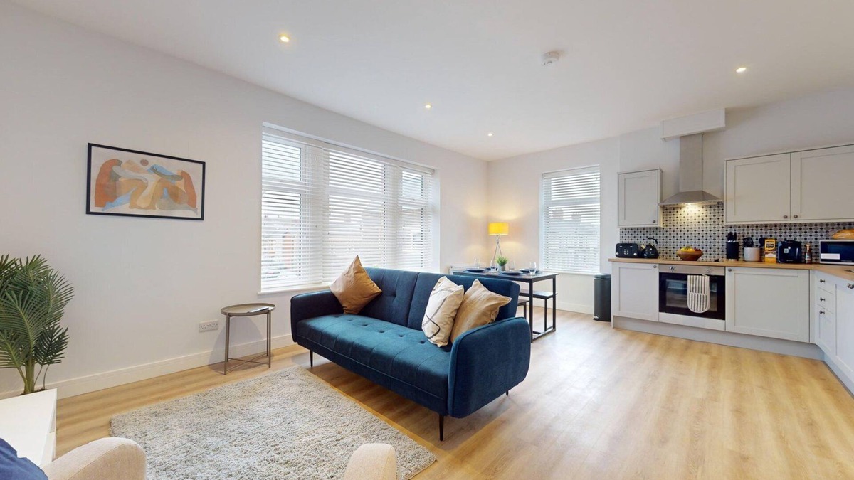 Cathays Apartment | Cohost Partners Charming 1BR Flat Cardiff Bay
