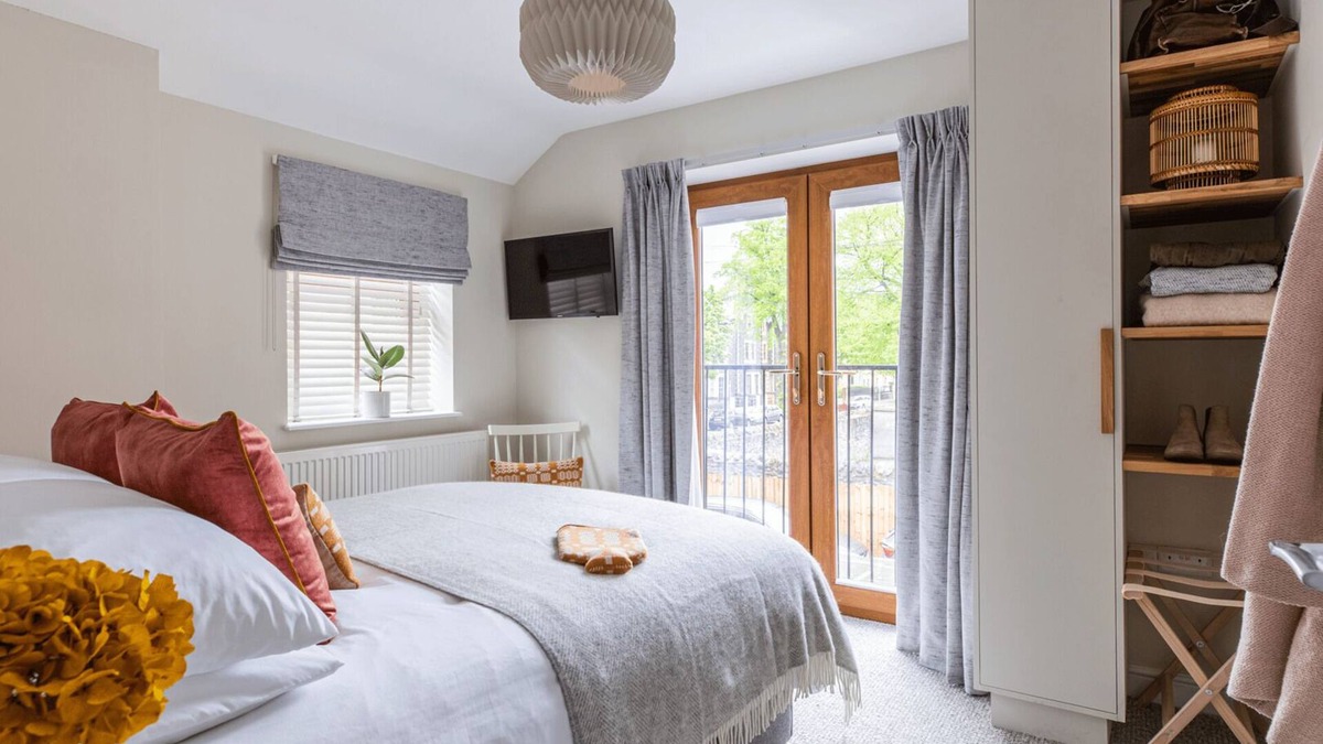 Cardiff Apartment | Cohost Partners Stylish Stay Near Cardiff City Centre