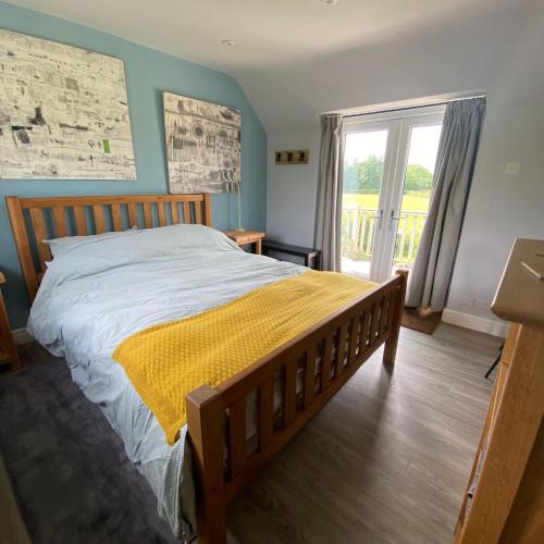 Warminster Bed & Breakfast | Cold Kitchen View