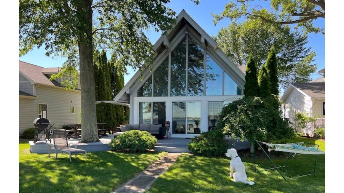 Coldwater Cabin | Coldwater Lake Waterfront Cabin - Boat for Rent