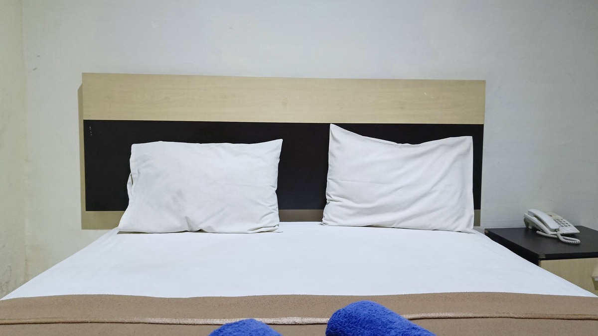 Makassar Hotel | Collection O 93163 Hotel Grand Kartika