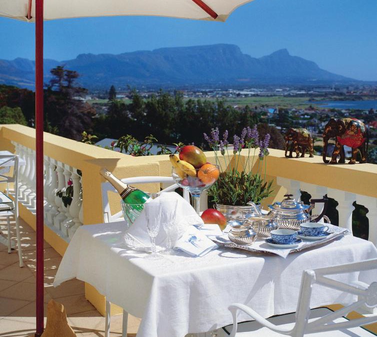 Muizenberg Hotel | Colona Castle