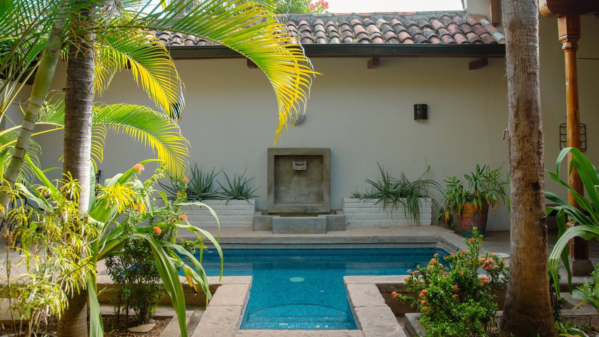 Granada House | Colonial room in Granada
