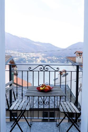Brienno Apartment | Color House Vista Lago