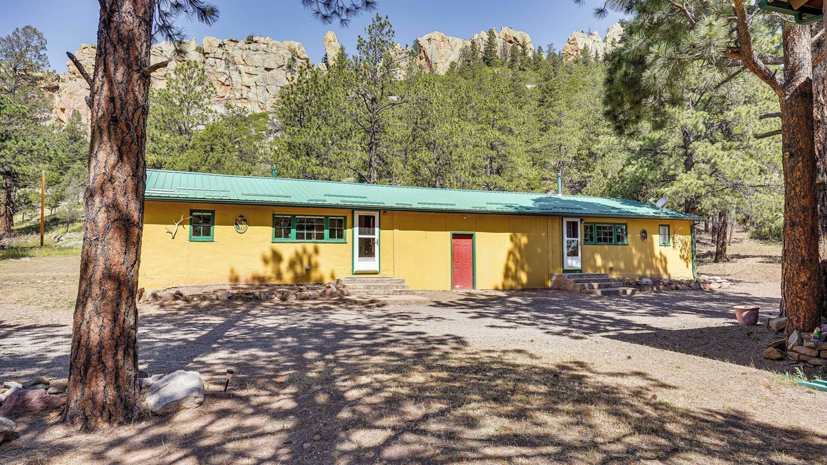 Weston Cabin | Colorado Cabin Near Monument Lake!