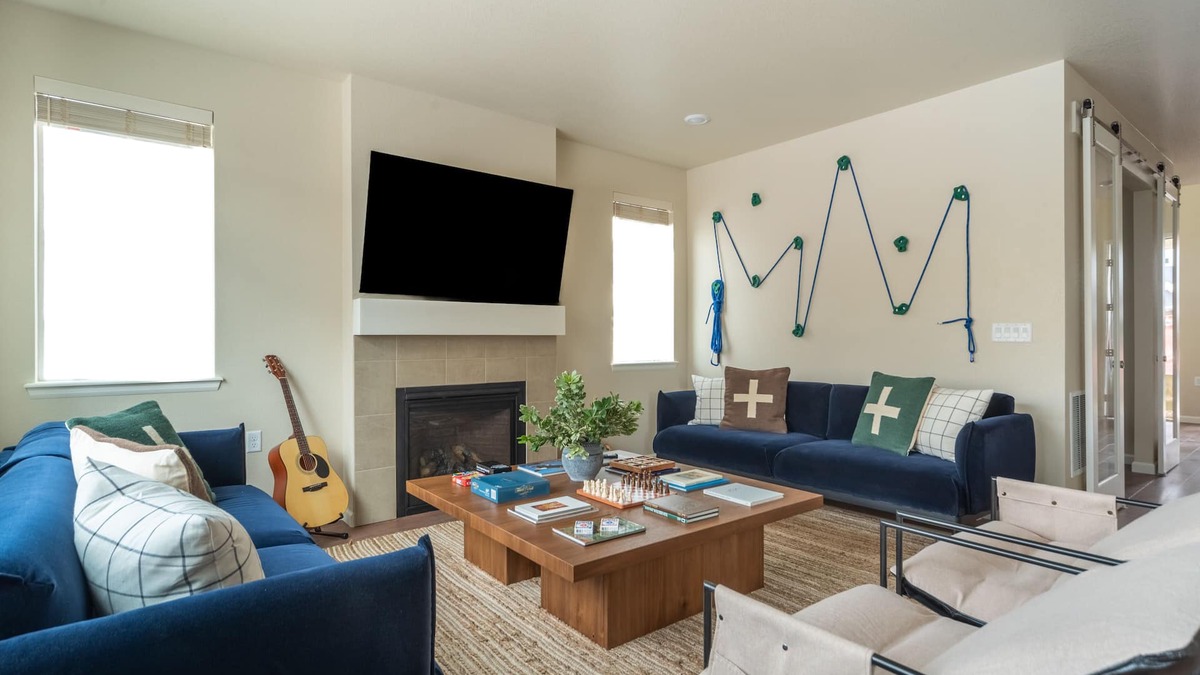 Superior House | Colorado Haven: 5bd - Pool & Foosball - 10min UCB