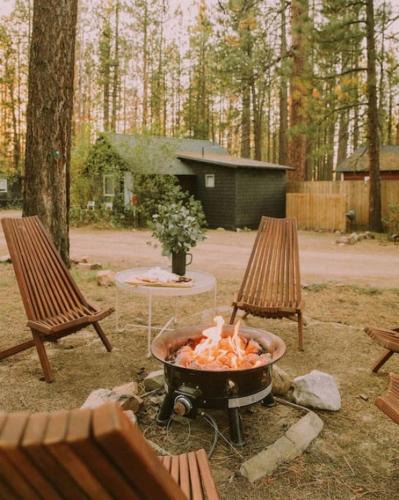 Big Bear Lake Hotel | Colorado Lodge