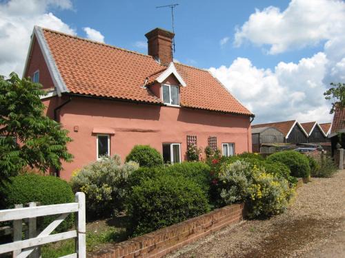 Woodbridge House | Colston Hall Cottages