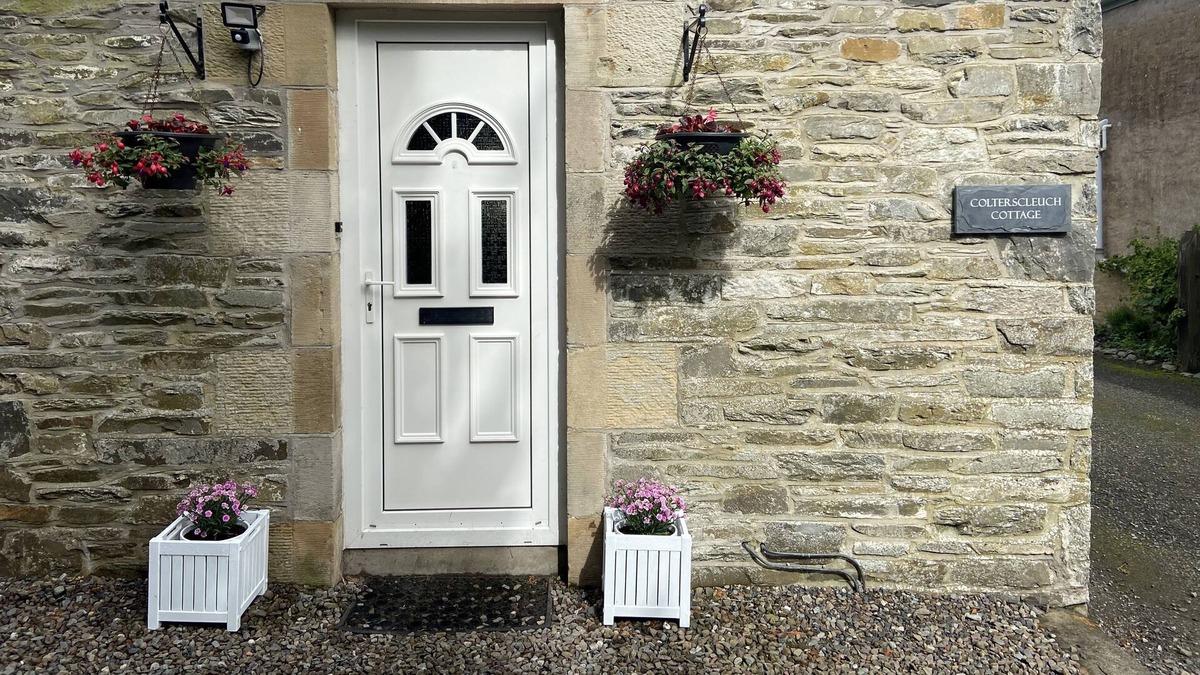 Hawick Cottage | Colterscleuch Cottage - self catering two bedroom cottage