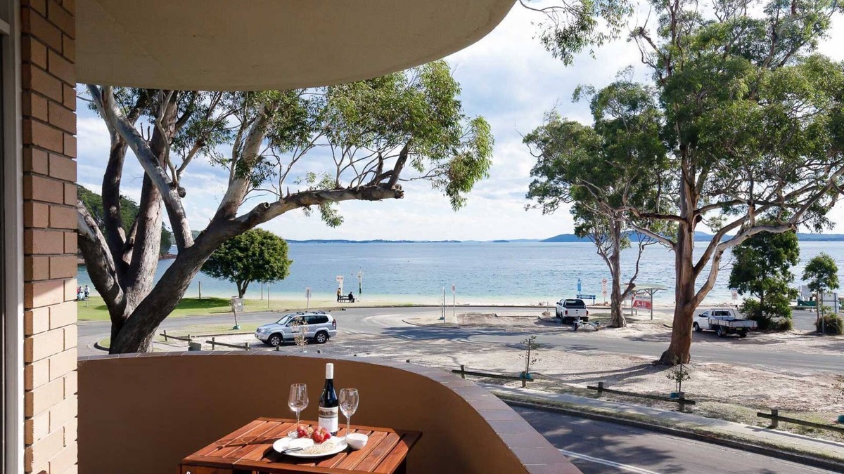 Nelson Bay Apartment | Columbia, 3 12 Columbia Close - large unit with fantastic water views and wifi