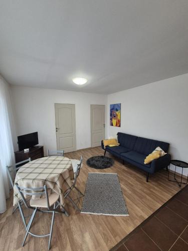 Floresti Apartment | COM Home Floresti