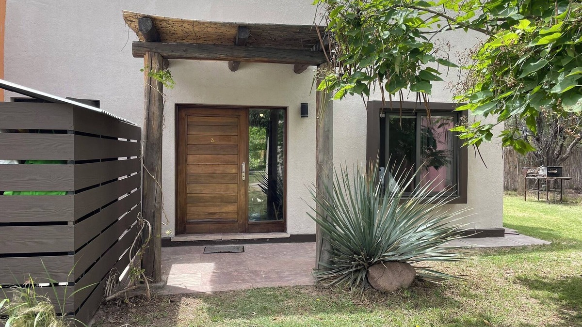 Chacras de Coria Cabin | Comarca Andina Lodge 2A