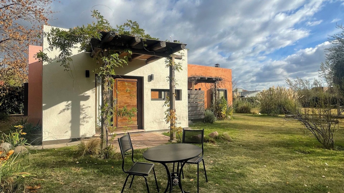 Chacras de Coria Cabin | Comarca Andina Lodge 6B