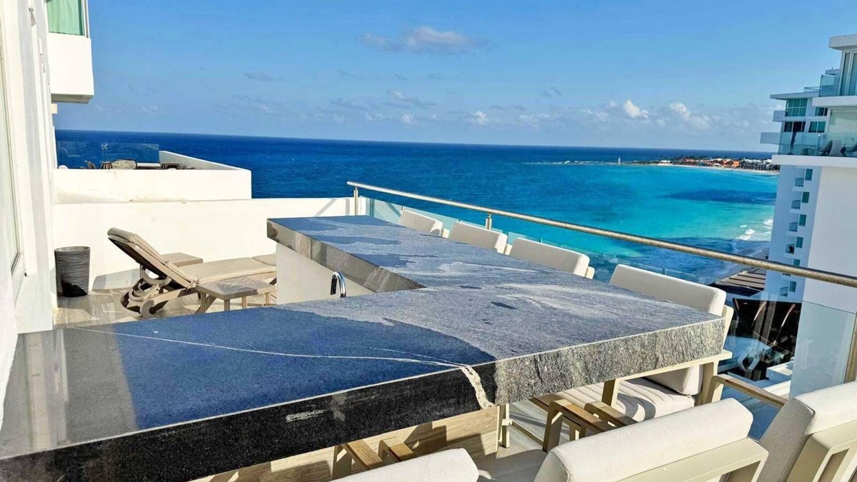 Zona Hotelera Condo | Combo #324-Tim’s Ocean Condos – Beachfront with two Private Spacious Terraces!