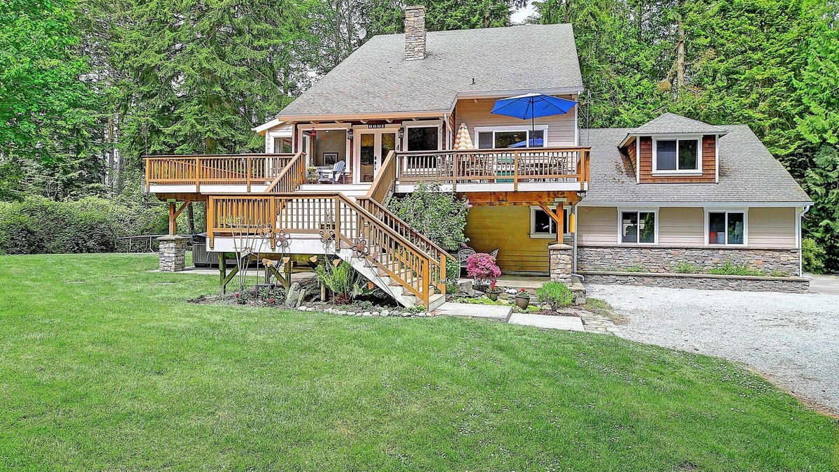 Camano Island House | Come and enjoy our Cozy Coastal Cabin