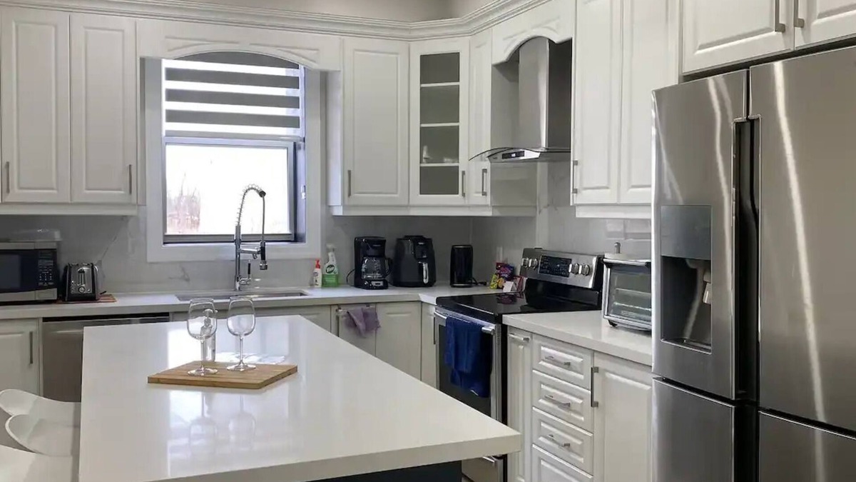 Niagara-on-the-Lake House | Come enjoy your stay at Niagara-on-the-Lake Inn!