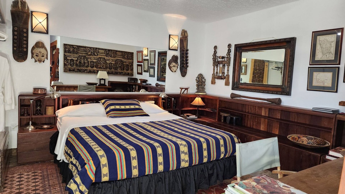 Canoncito House | Come experience a taste of Africa nestled in the foothills of Santa Fe.