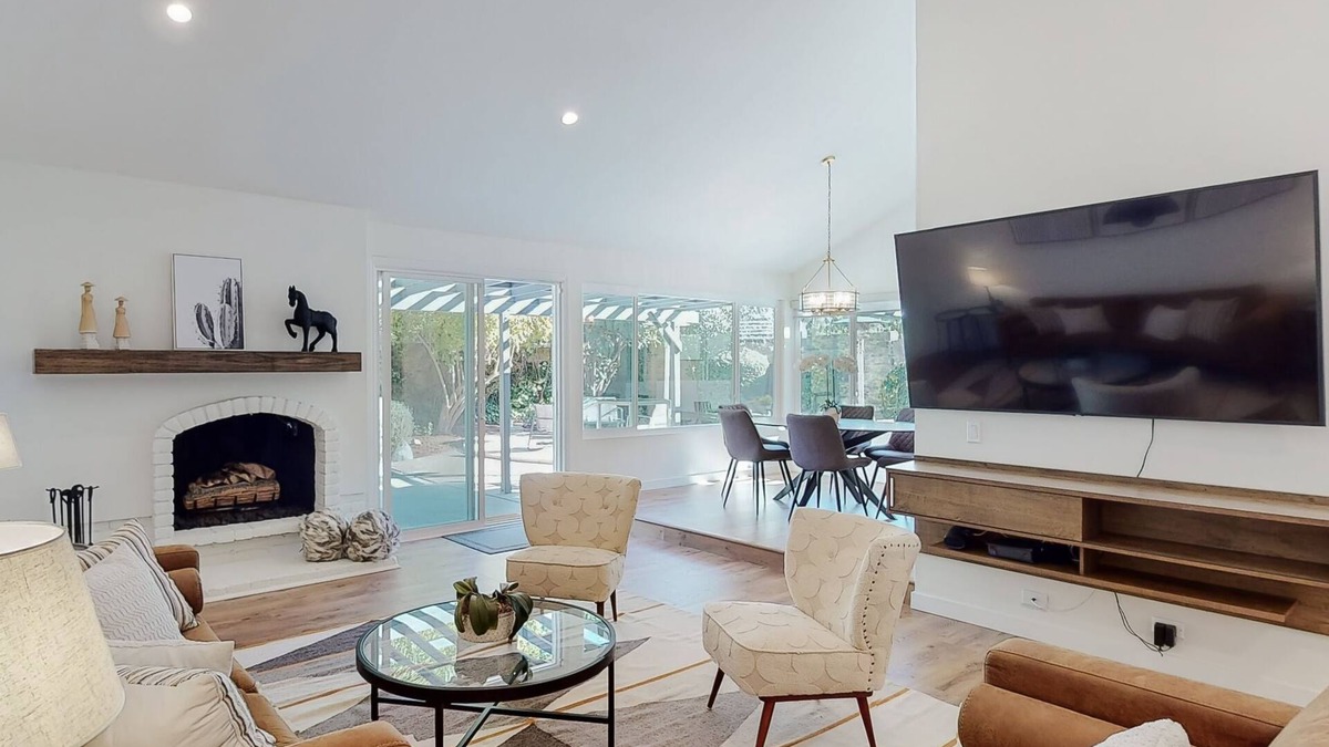 Thousand Oaks House | Come Home & Enjoy the Fruit!