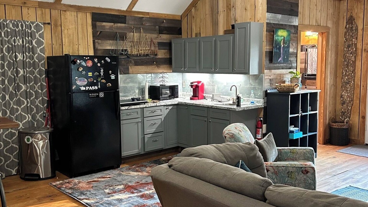 Fairhope Other | Come relax and rest in our updated Barn loft!