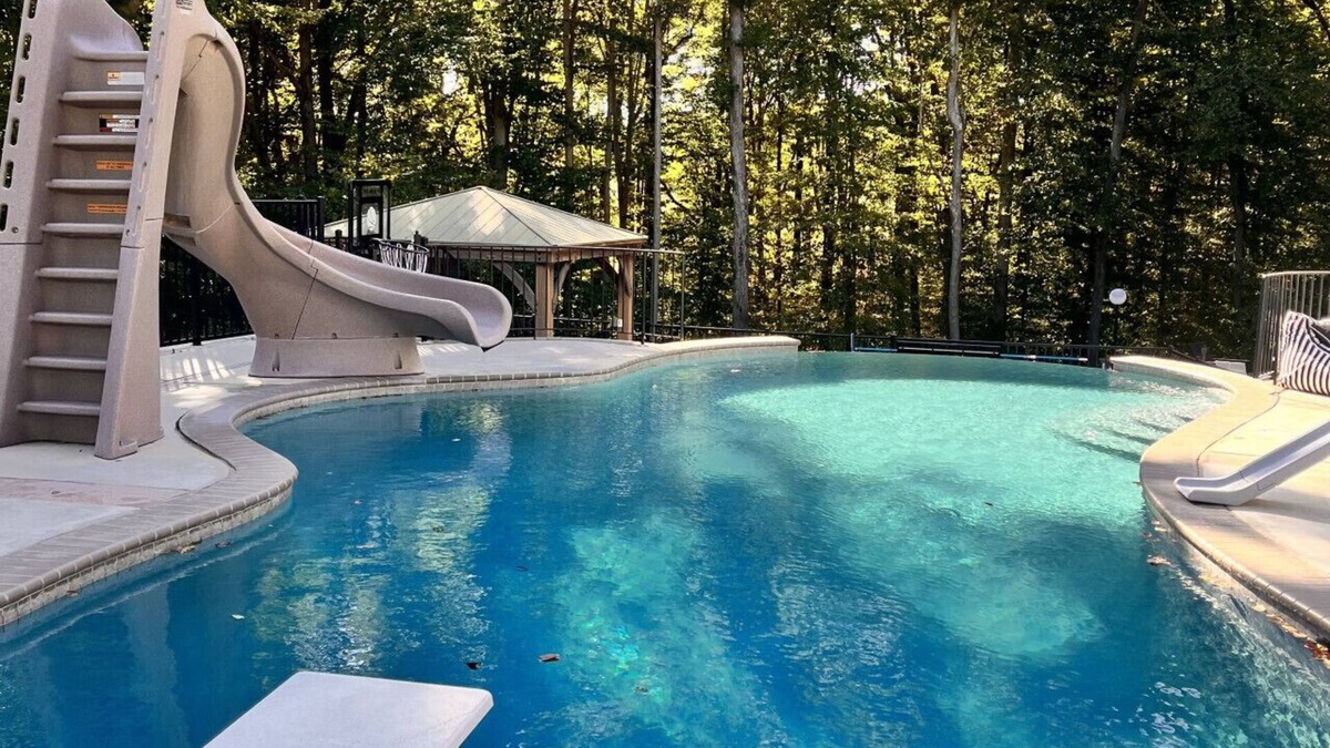 Lewisville Apartment | Come Spend your Vacation With Us at Woodland Retreat!