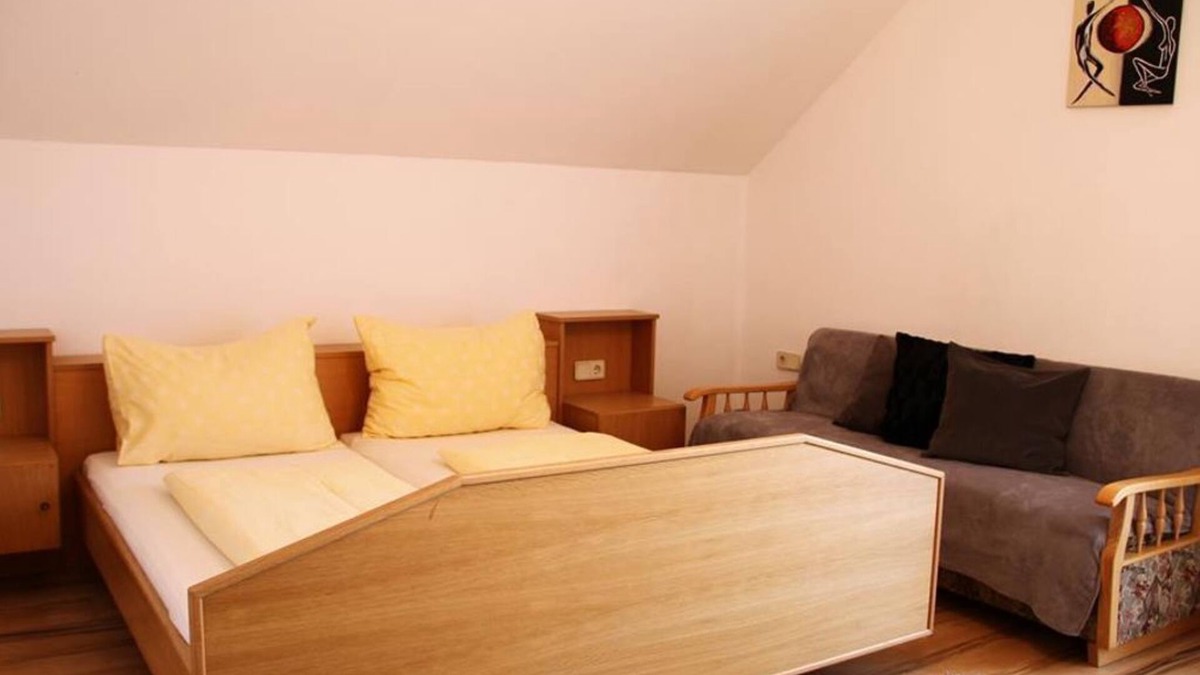 Unterburg am Klopeiner See Apartment | Comfort holiday apartment A - Holiday home Dominik